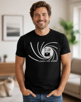 Fotografía de Camiseta para hombre «LICENCIA PARA ARAÑAR» de ThePetLover